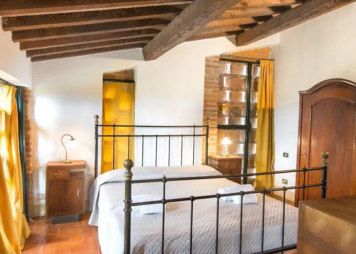 Podere San Giorgio בית חווה