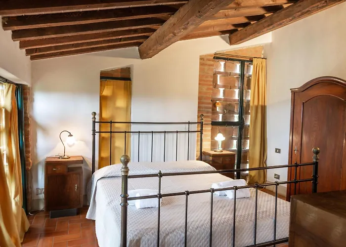 Podere San Giorgio בית חווה *